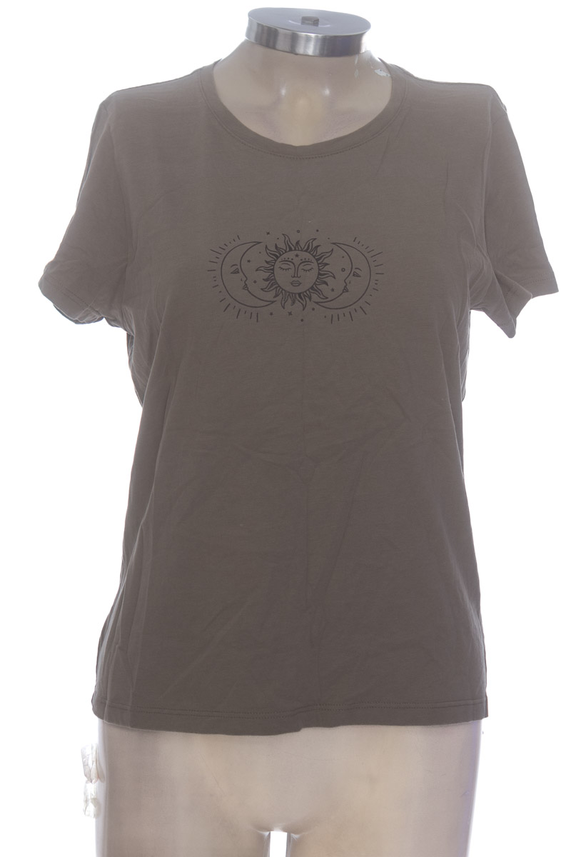 Top / Camiseta color Verde - Closeando