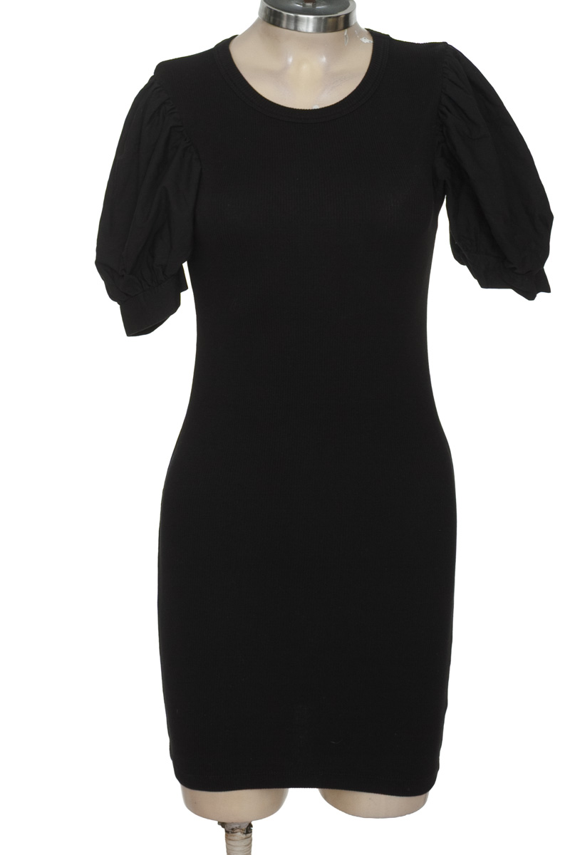 Vestido / Enterizo color Negro - Zara
