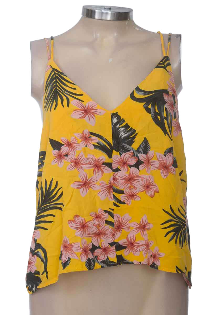 Top / Camiseta color Amarillo - Color Blue