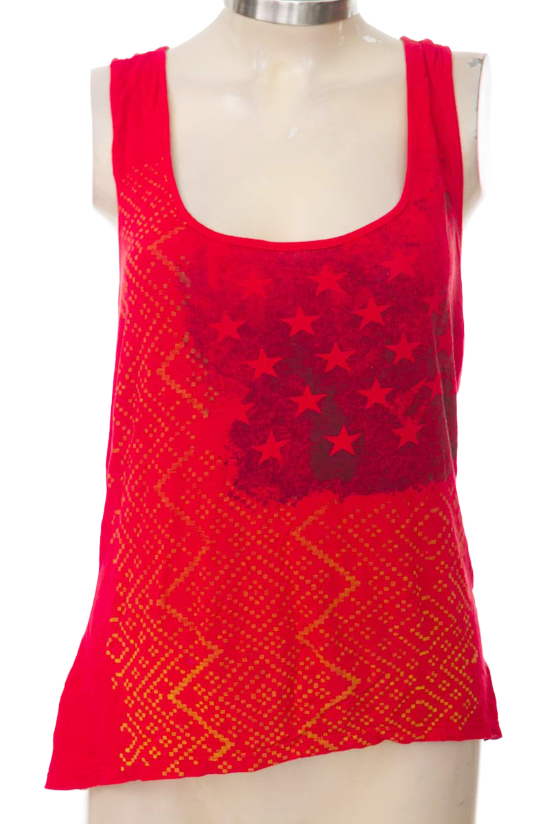 Top / Camiseta color Rojo - Closeando