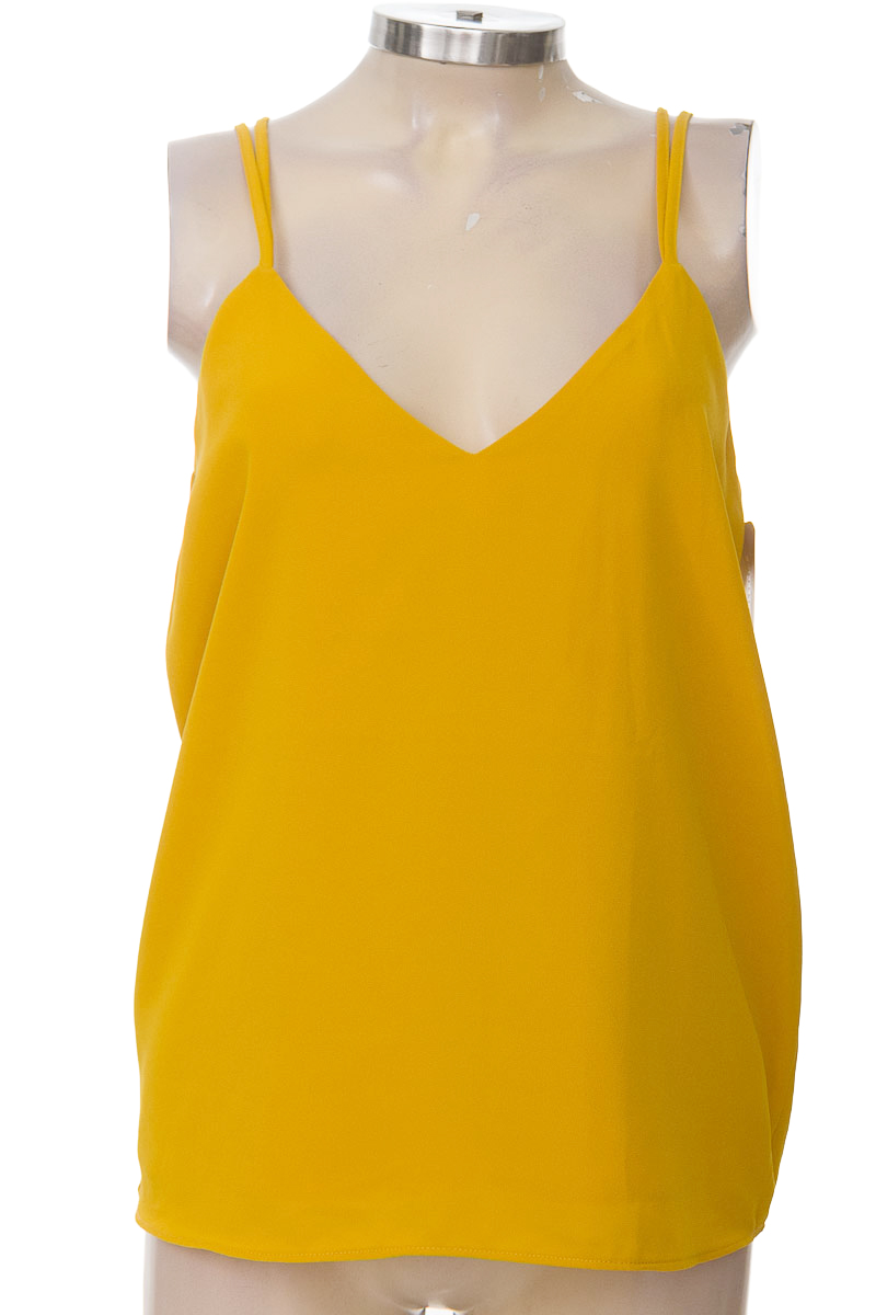 Top / Camiseta color Mostaza - ELA