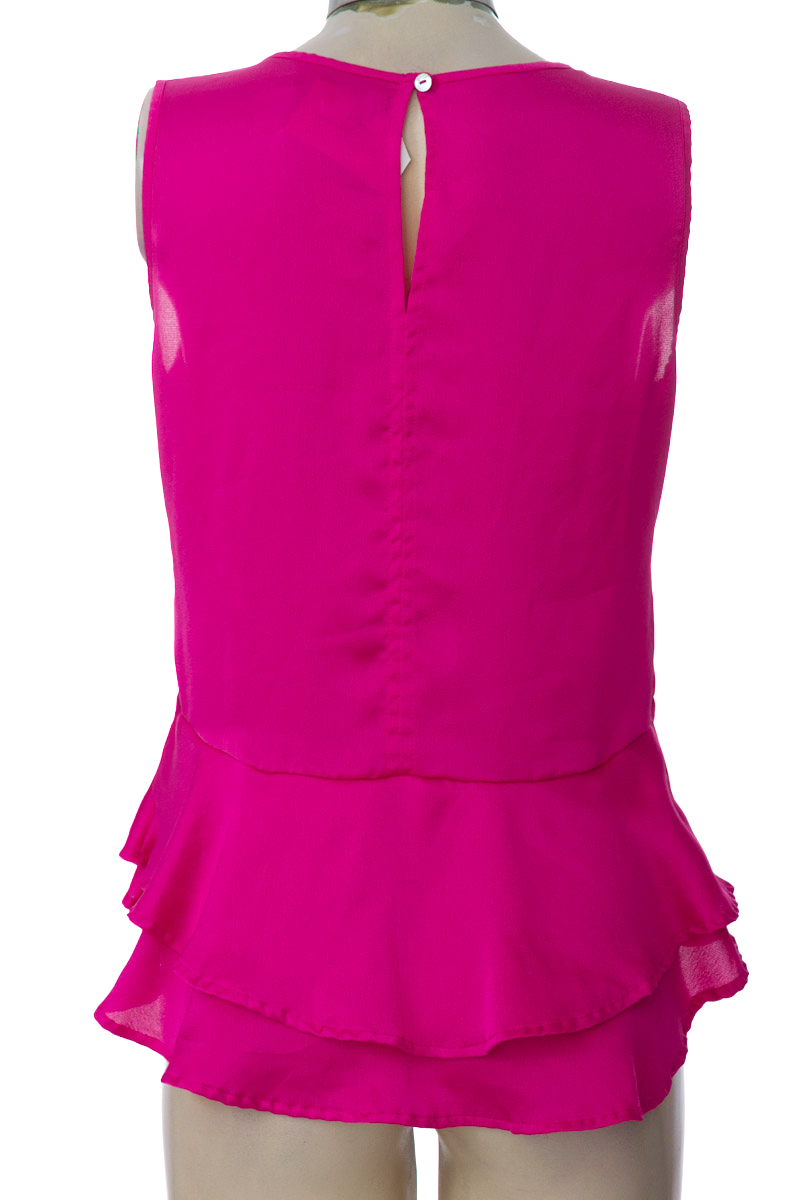 Top / Camiseta color Fucsia - Basement
