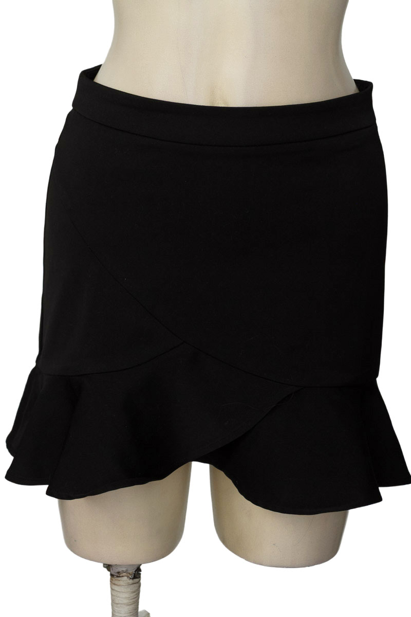 Falda color Negro - Forever 21