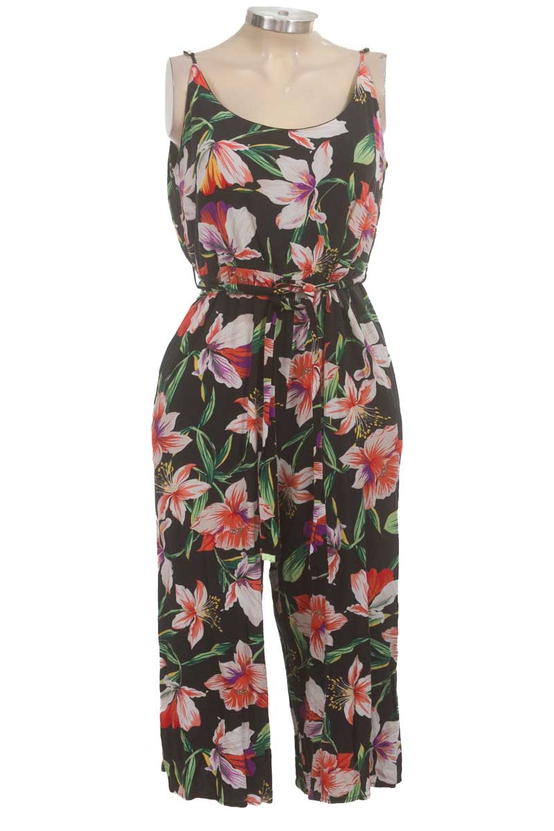 Vestido / Enterizo color Negro - Basement