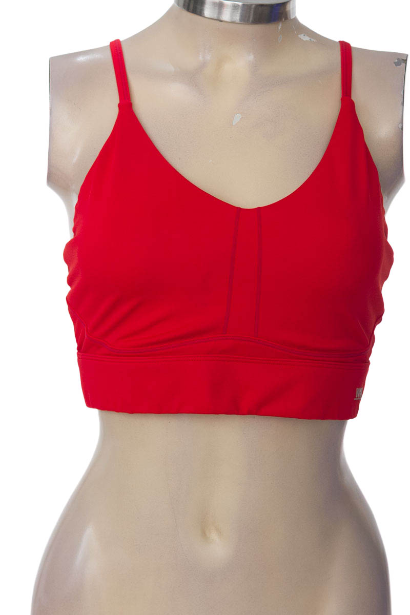 Ropa Deportiva / Salida de Baño color Rojo - Closeando