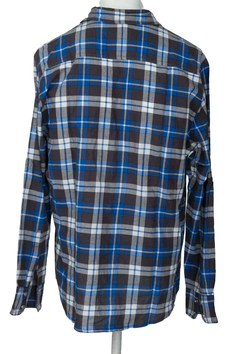 Camisa color Azul - Closeando
