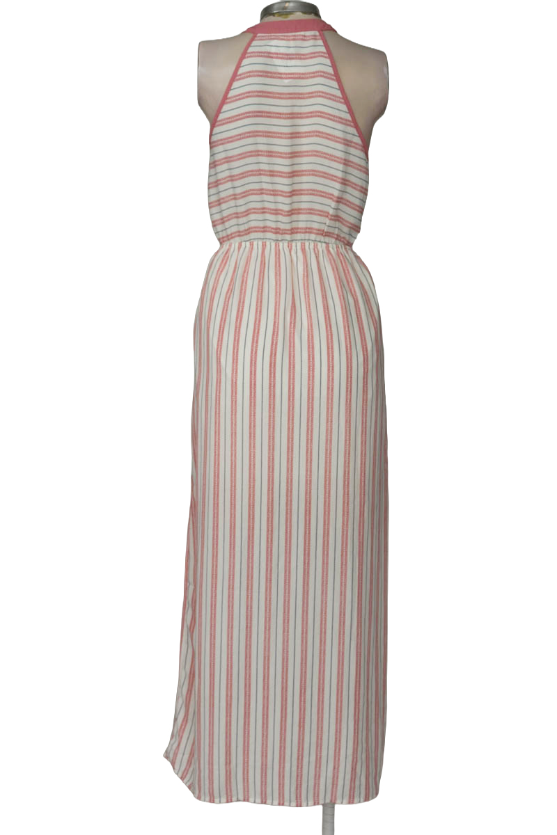 Vestido / Enterizo color Rosado - Monteau