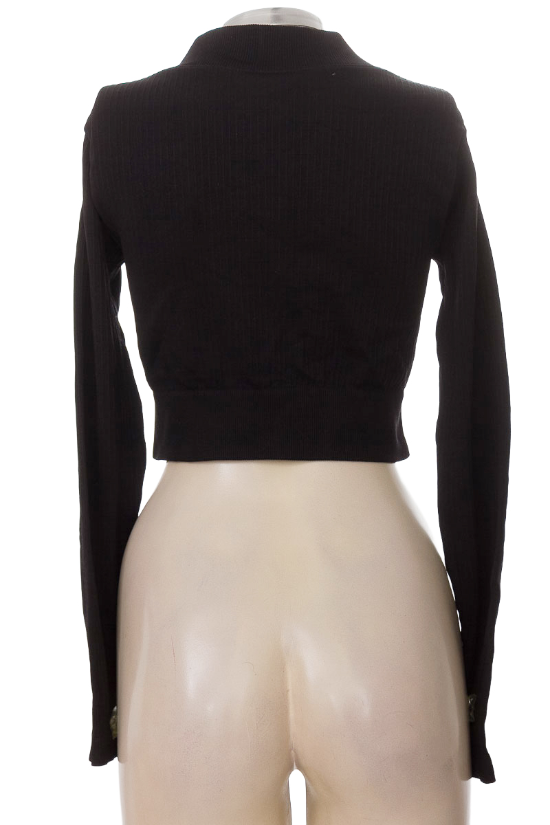 Ropa Deportiva / Salida de Baño color Negro - Believe