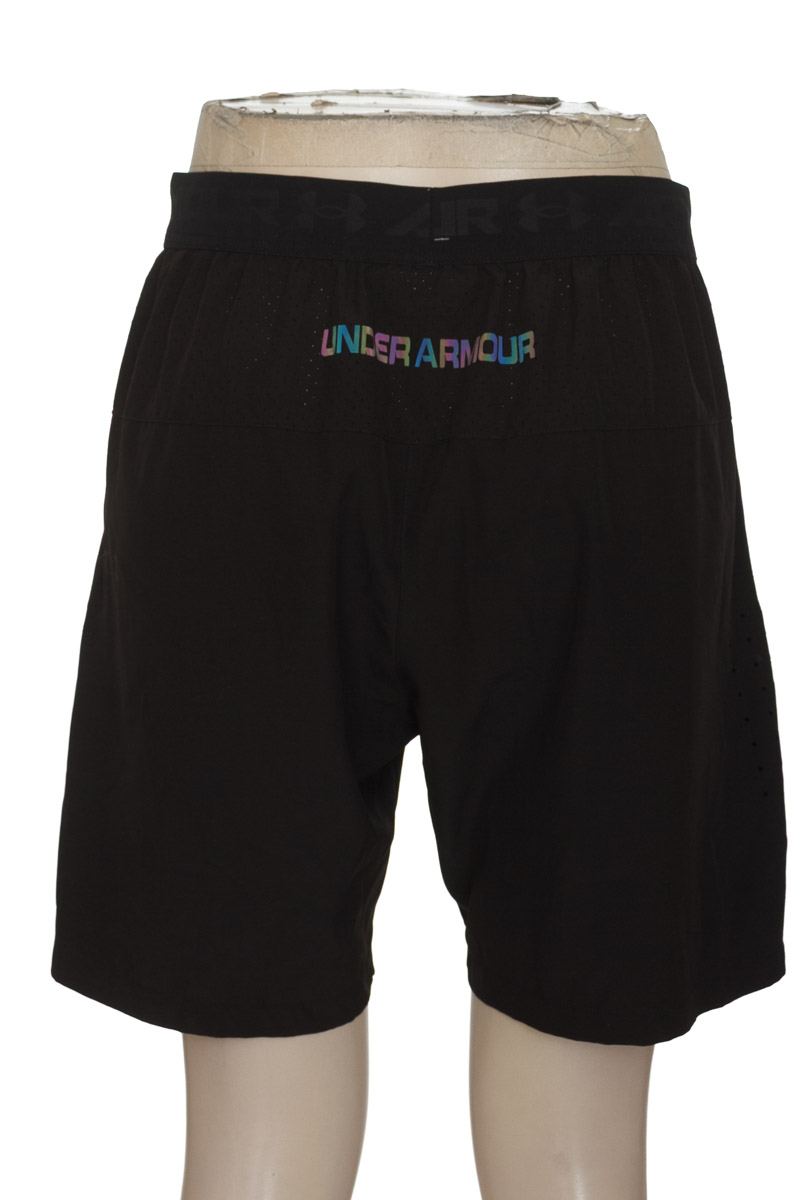 Ropa Deportiva color Negro - Under Armour
