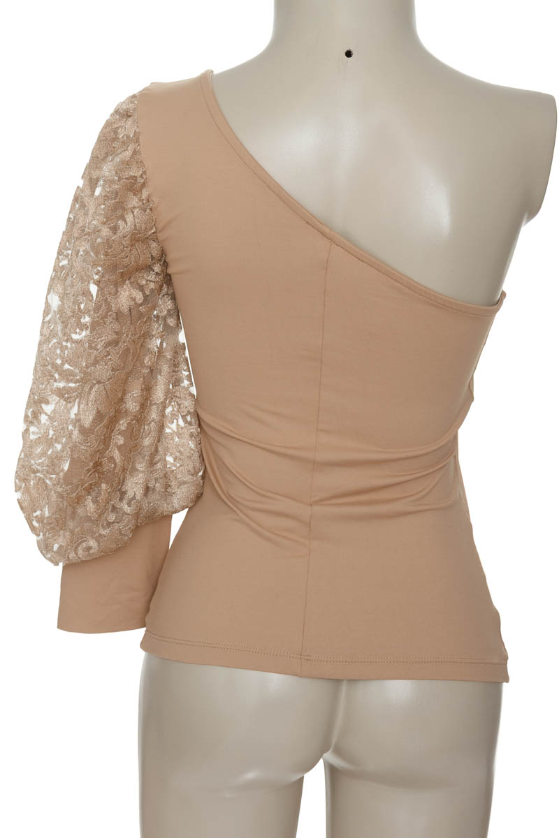 Top / Camiseta color Beige - Studio F
