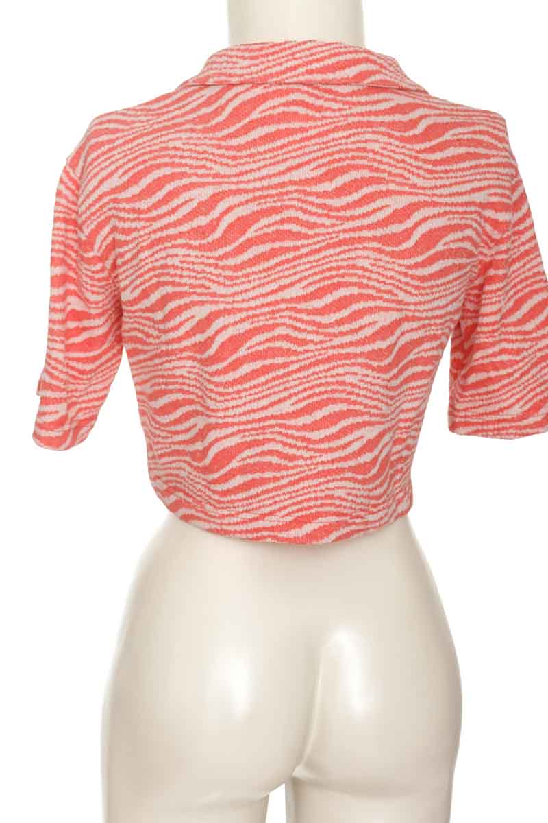 Top / Camiseta color Rosado - Zara