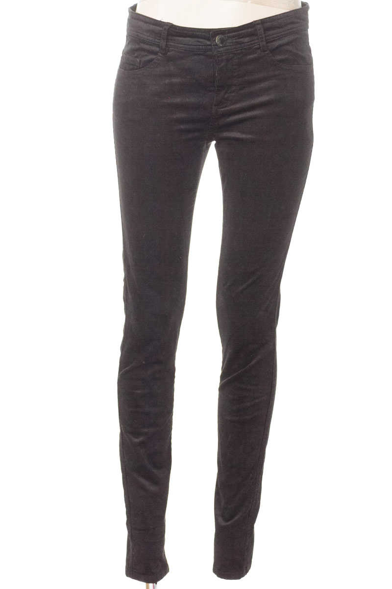 Pantalones color Negro - Basement