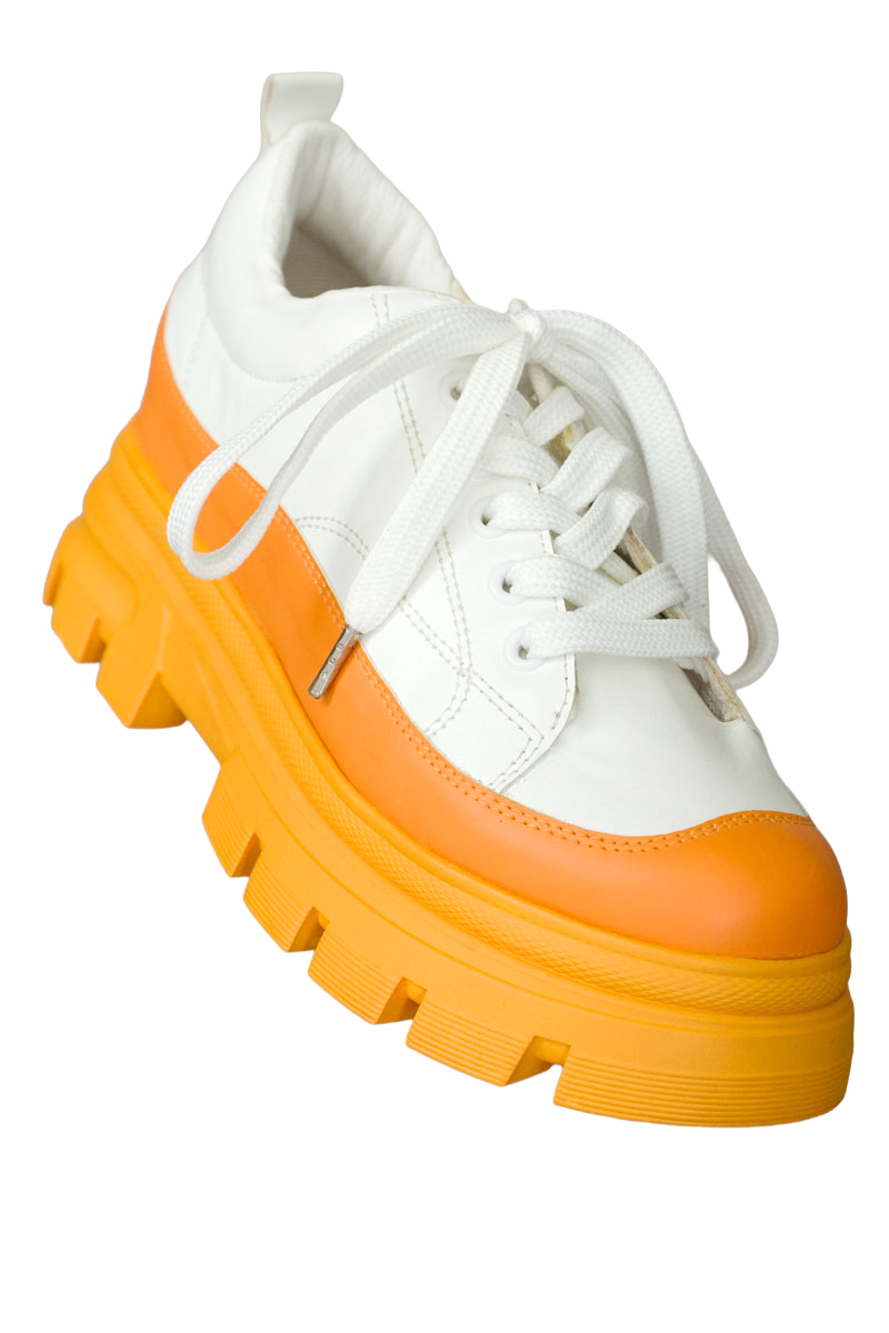 Zapatos color Naranja - Closeando