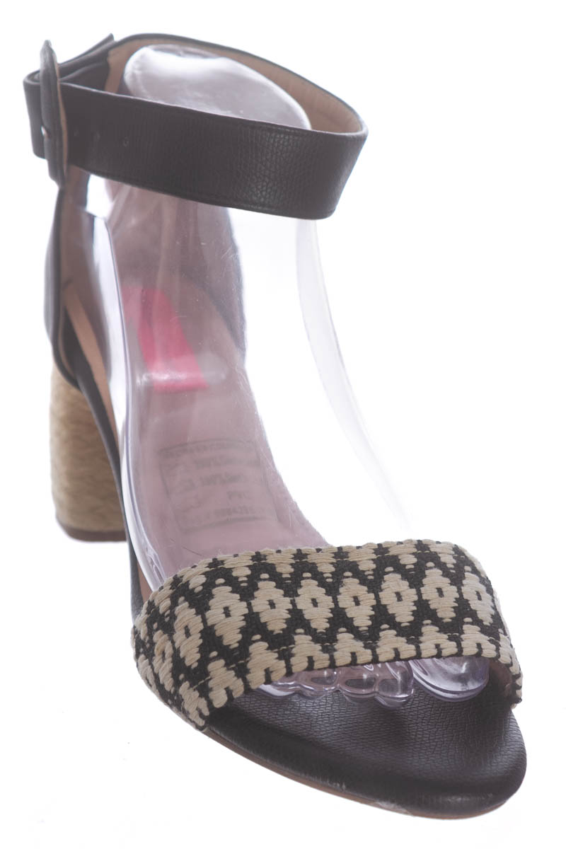 Zapatos color Negro - Mercedes Campuzano