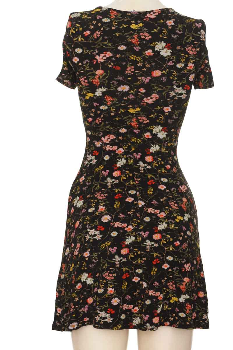 Vestido / Enterizo color Negro - Koaj