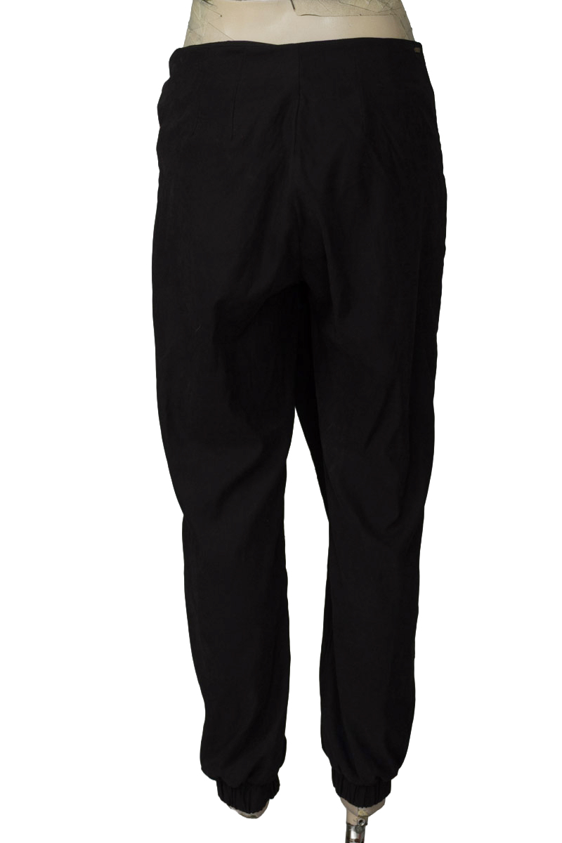 Pantalones color Negro - Vélez
