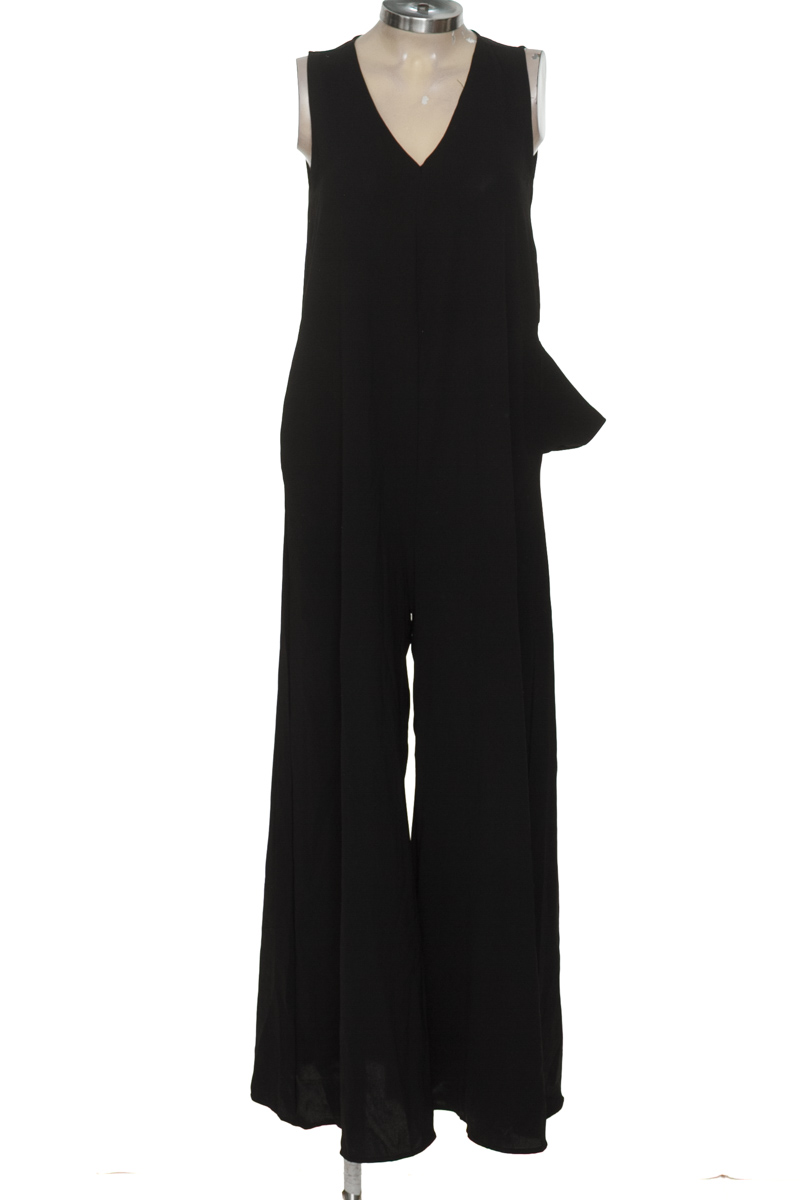 Vestido / Enterizo color Negro - Mil'on