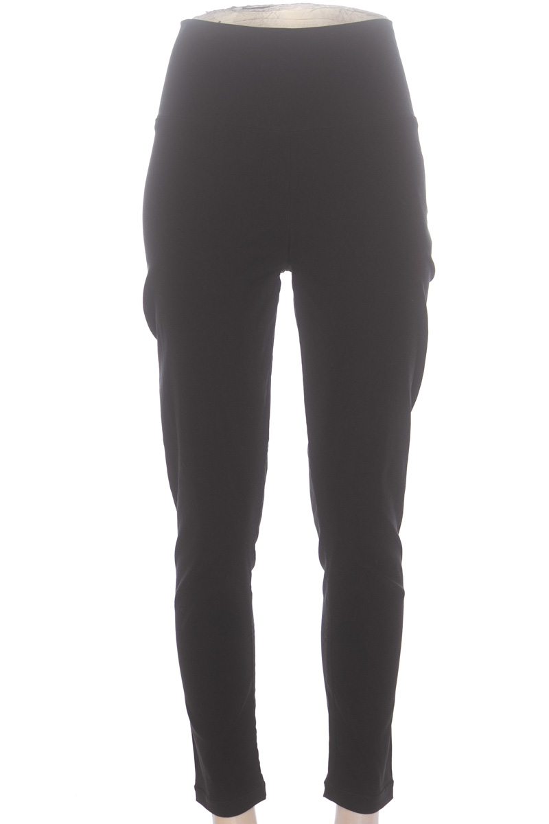 Pantalones color Negro - Closeando
