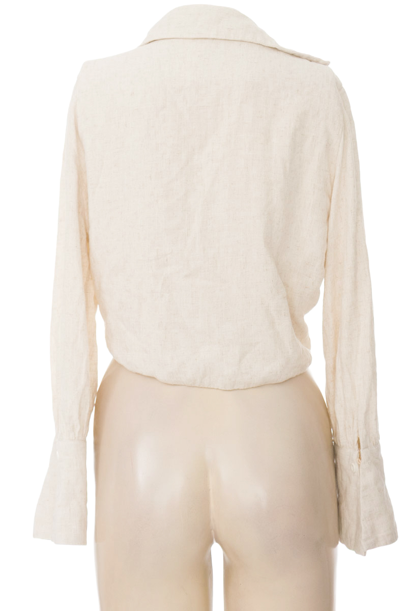 Blusa color Beige - Closeando