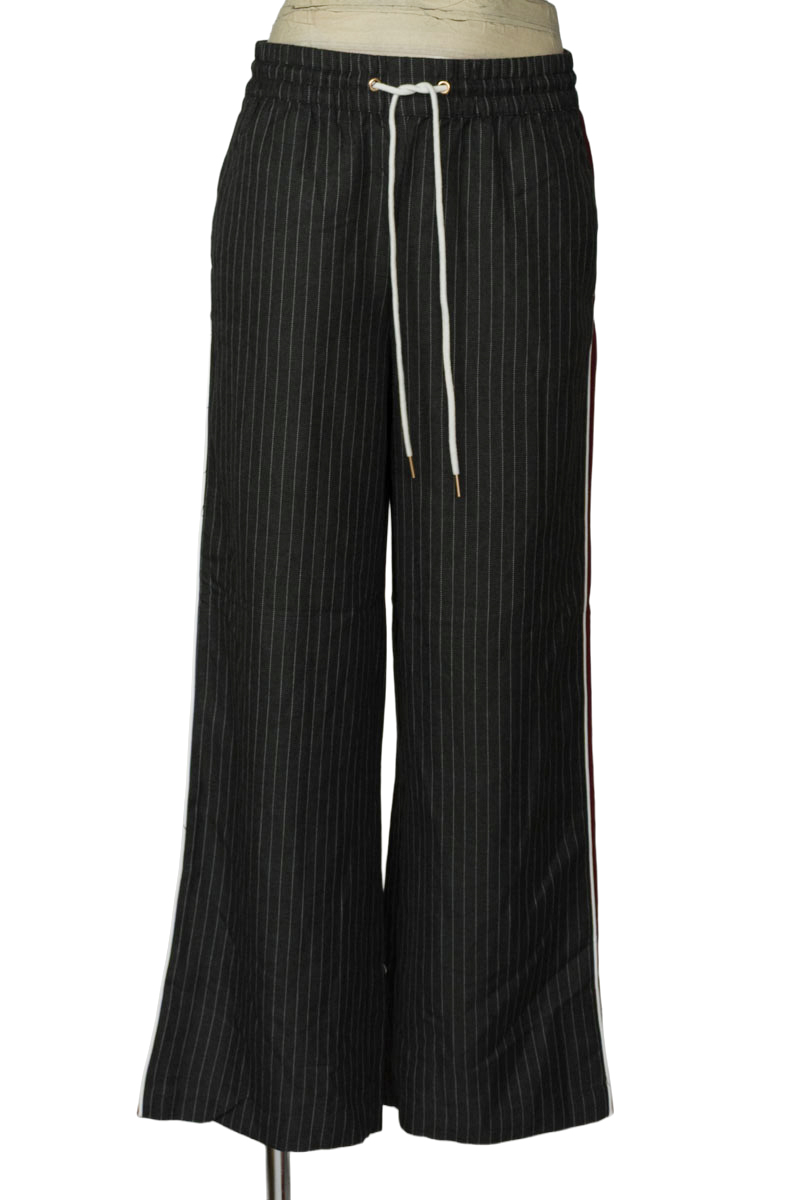 Pantalones color Gris - Divided by H&M