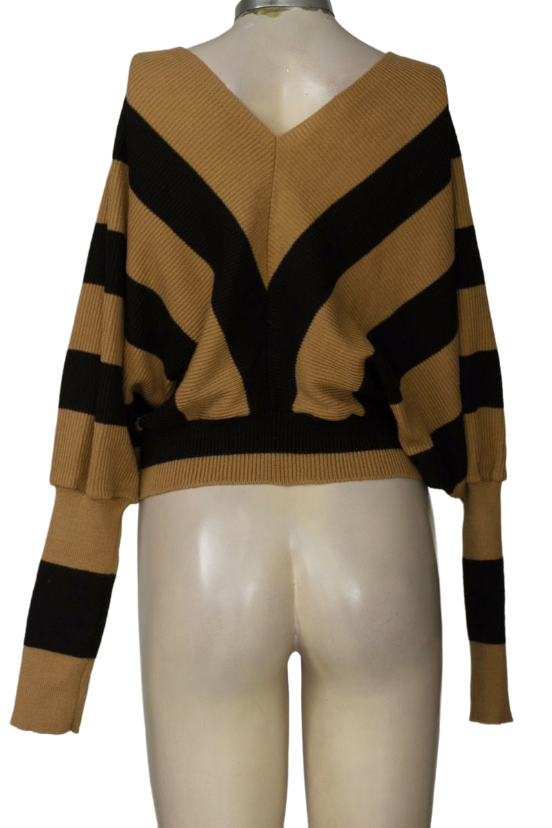 Sweater color Café - Closeando