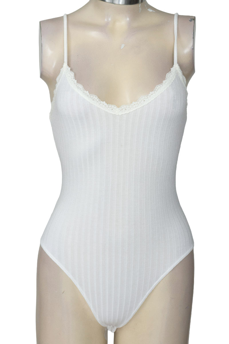 Top / Camiseta color Blanco - Forever 21
