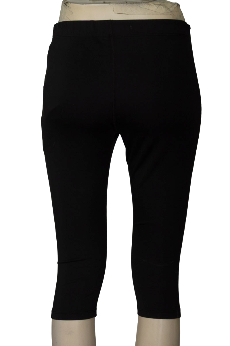 Ropa Deportiva / Salida de Baño color Negro - New Balance