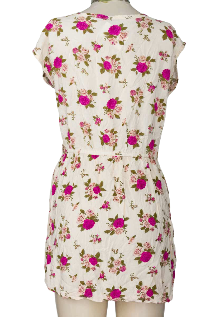 Vestido / Enterizo color Beige - Forever 21
