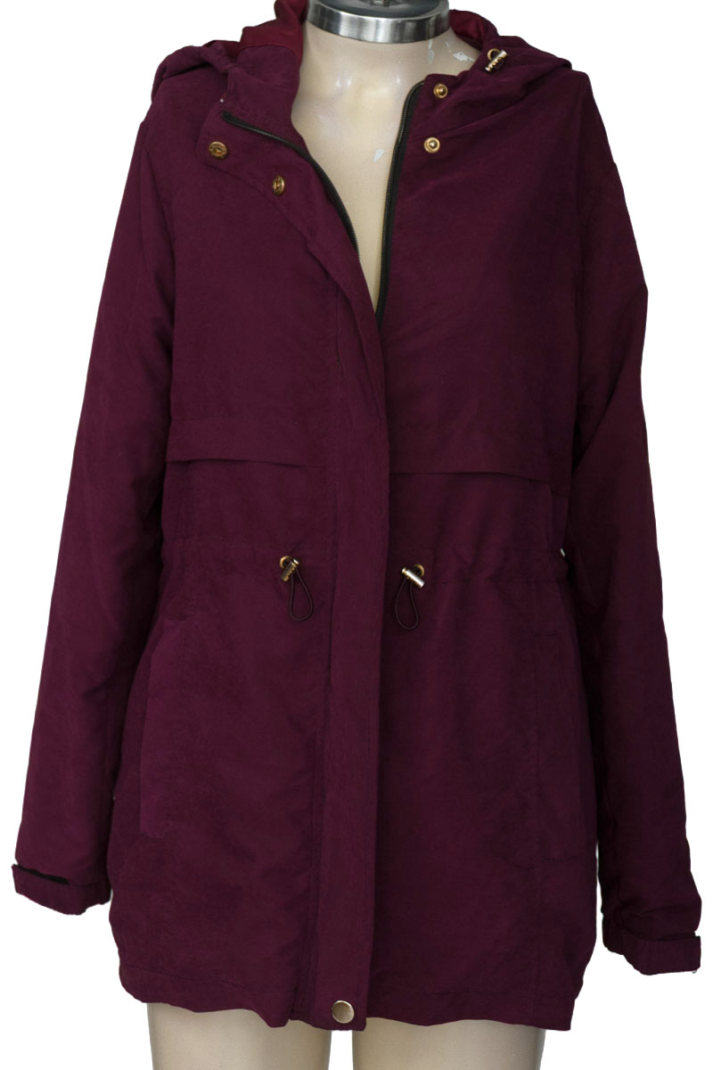 Chaqueta / Abrigo color Vinotinto - LInaje Real