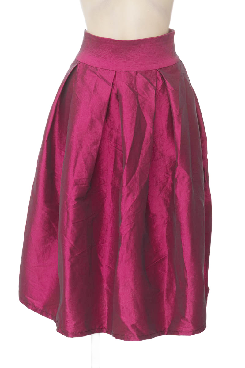 Falda color Vinotinto - Closeando