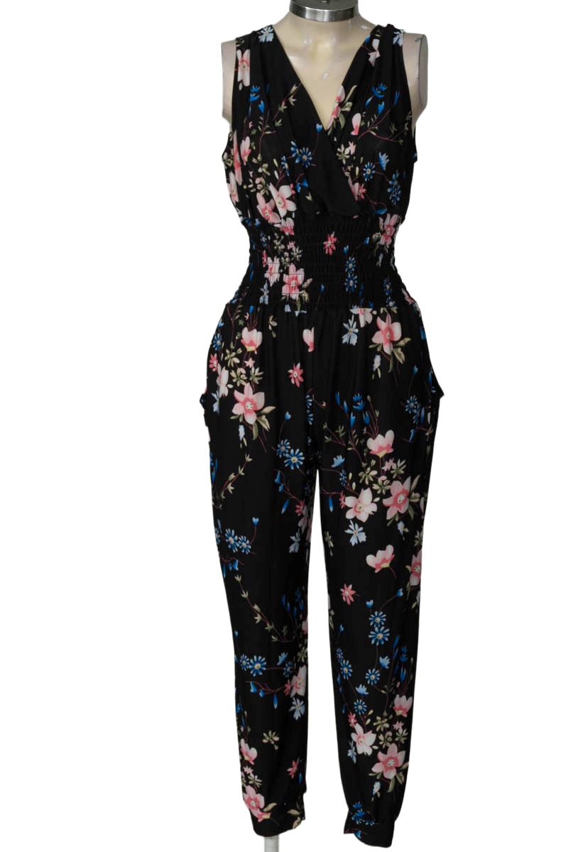 Vestido / Enterizo color Negro - Closeando