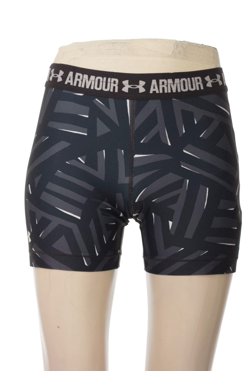 Ropa Deportiva / Salida de Baño color Gris - Under Armour