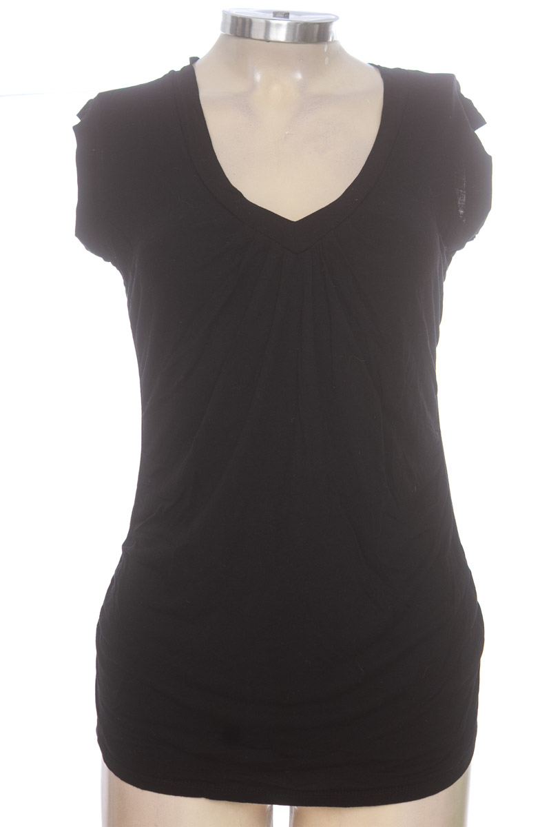 Top / Camiseta color Negro - Zara