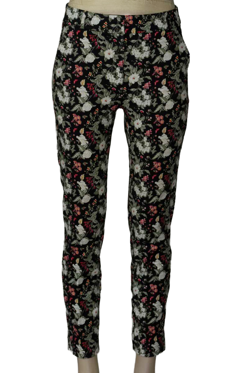 Pantalones color Negro - Basement
