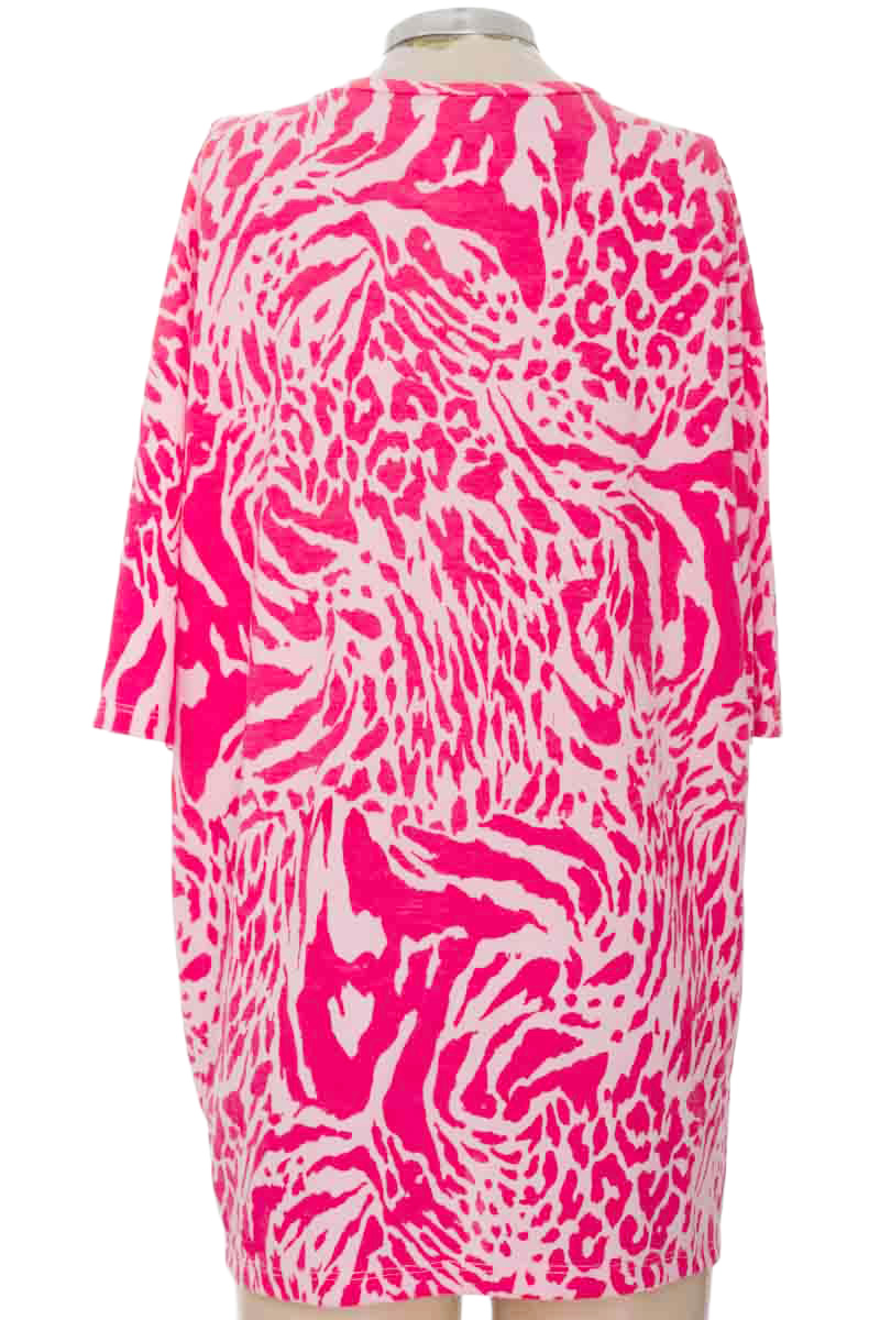 Top / Camiseta color Rosado - Pacifika