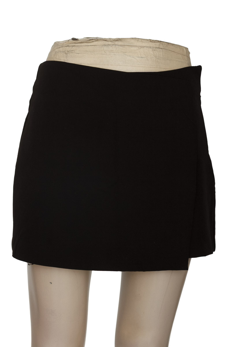 Short color Negro - Mossimo