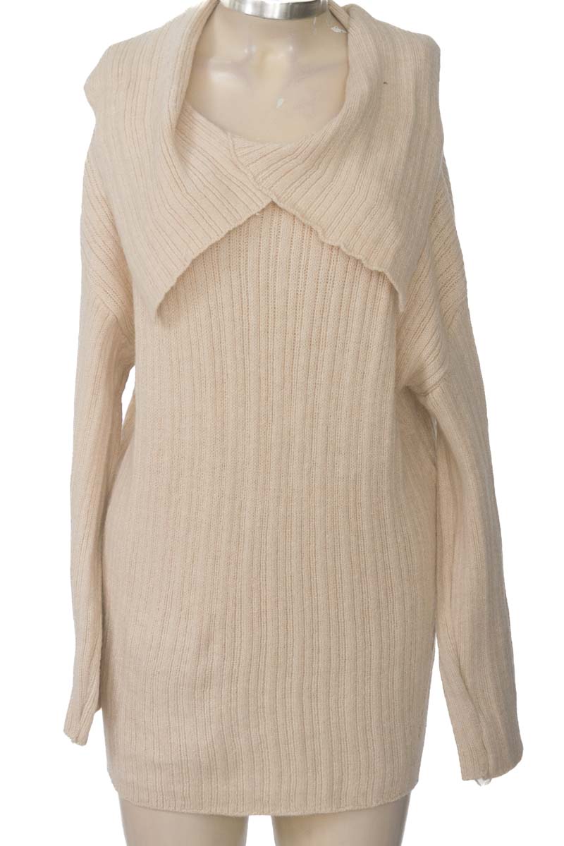 Sweater color Beige - Closeando