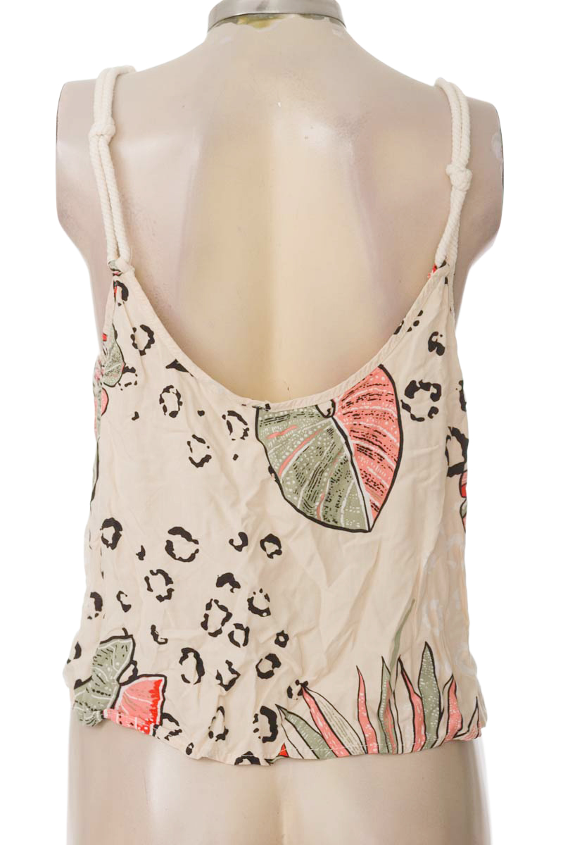 Top / Camiseta color Beige - Pacifika