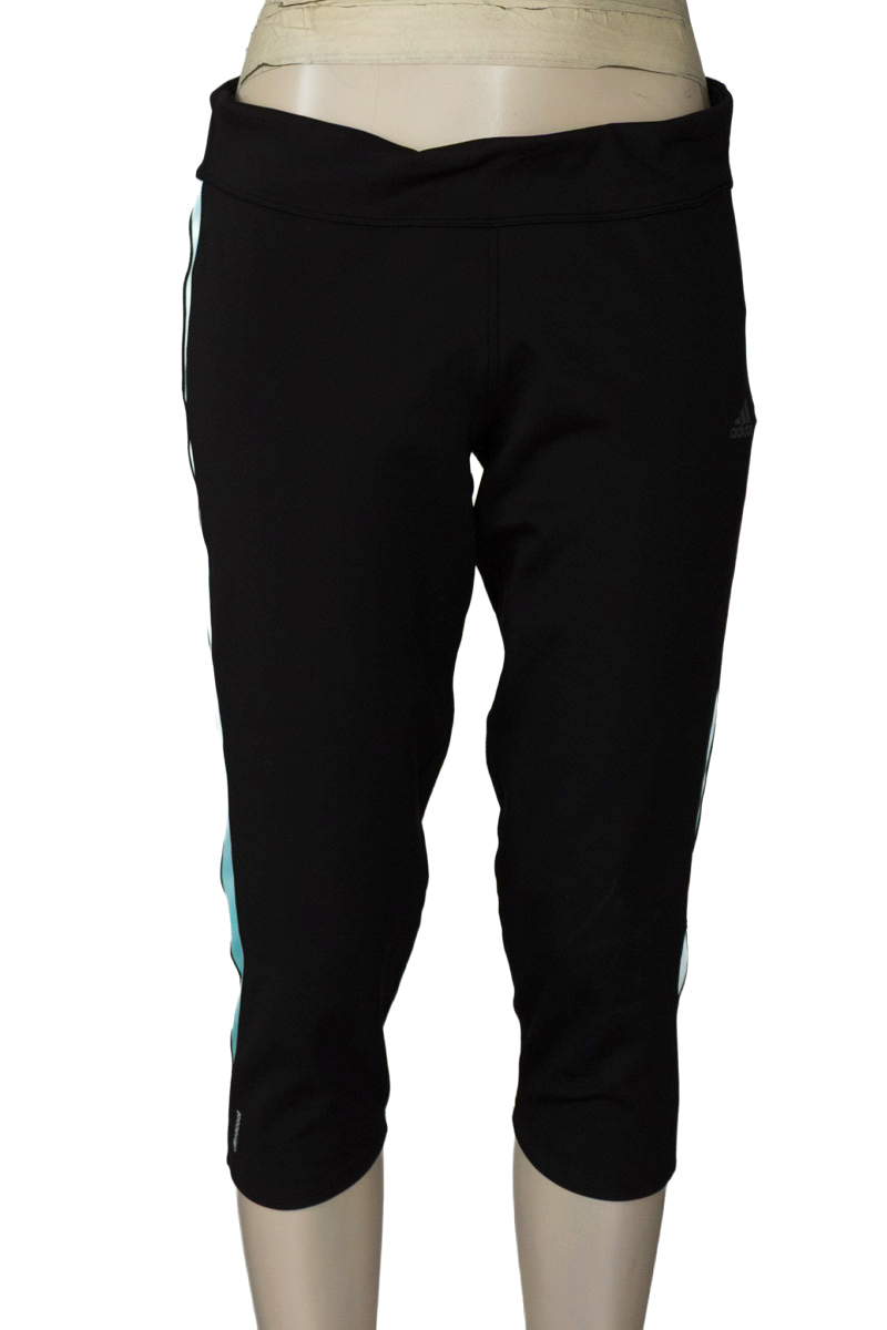 Ropa Deportiva / Salida de Baño color Negro - Adidas
