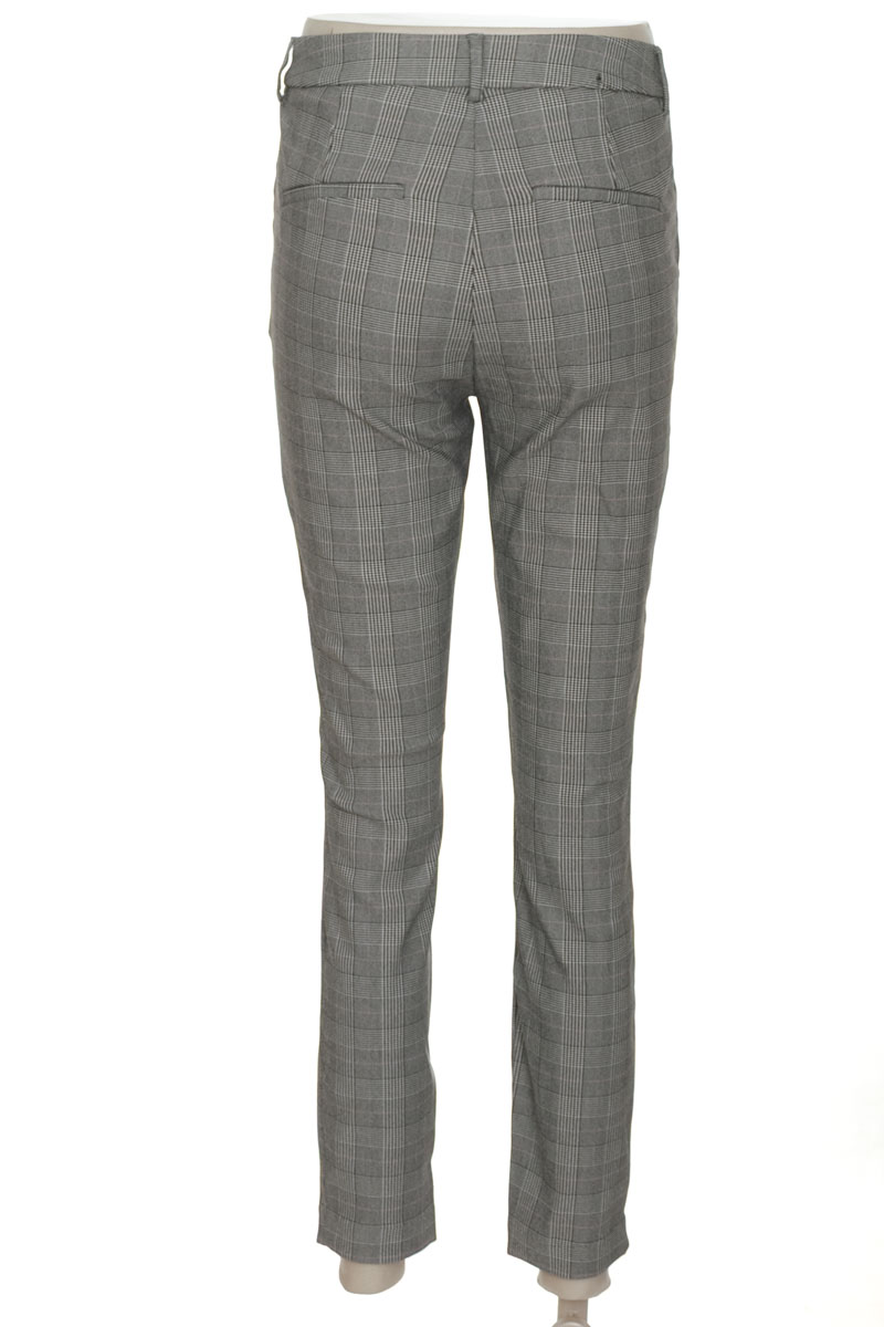 Pantalones color Gris - NAF NAF