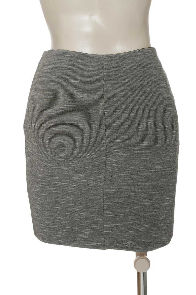 Falda color Gris - Bershka