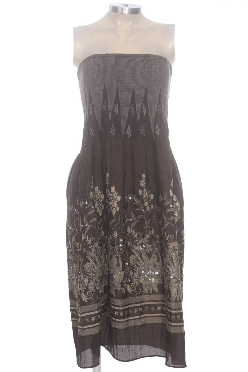 Vestido / Enterizo color Negro - Closeando