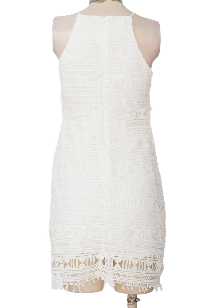 Vestido / Enterizo color Blanco - The Color Wear