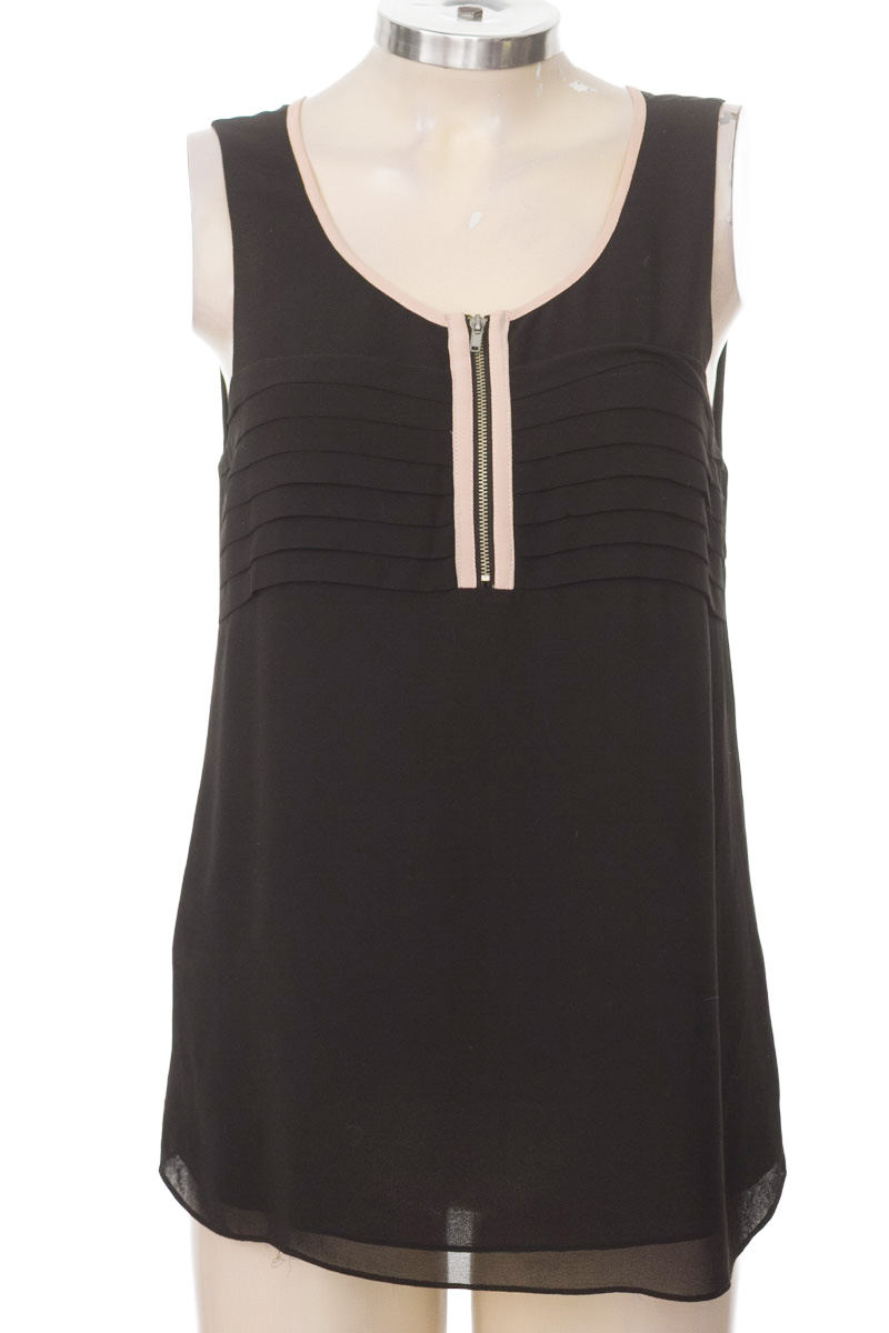 Top / Camiseta color Negro - Naked Zebra