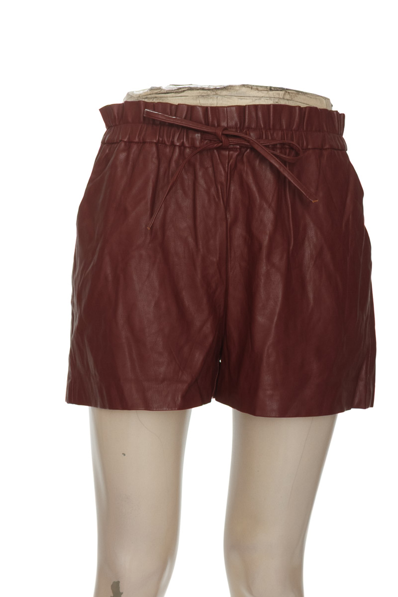 Short color Vinotinto - Molly Bracken