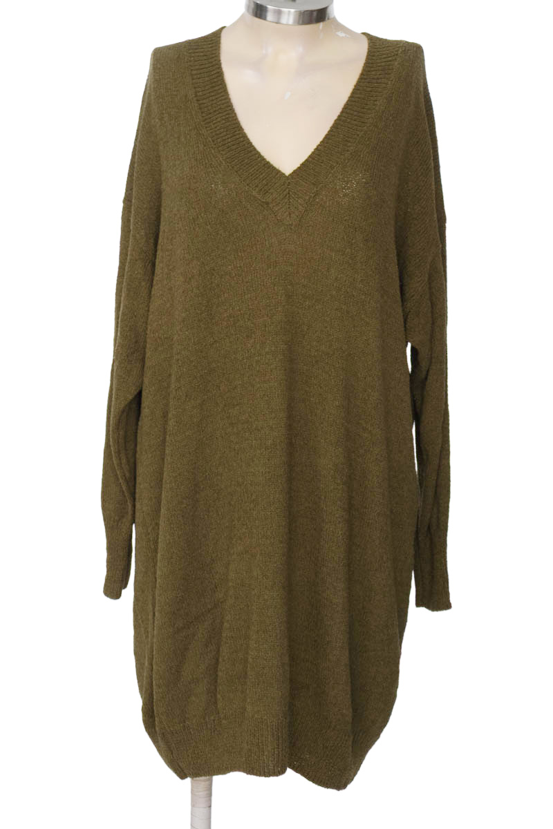 Vestido / Enterizo color Verde - Zara