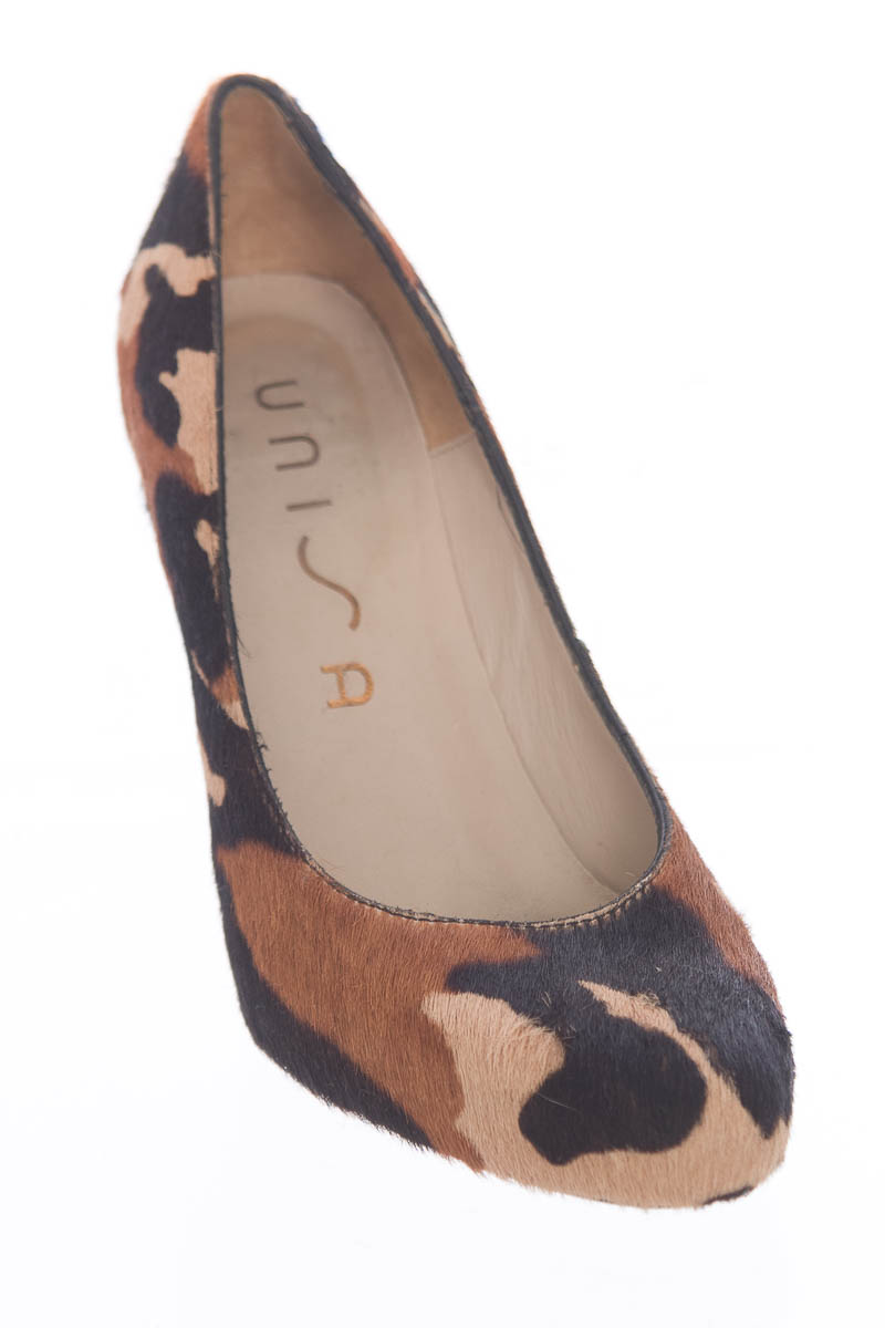 Escarpins UNISA En Cuir Verni Chocolat Brillant - Pointure 38 - Occasion En Superbe état