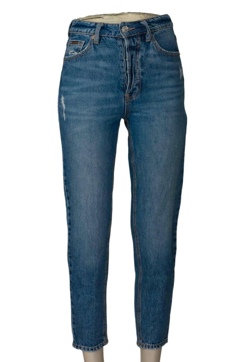 Pantalones color Azul - Stradivarius