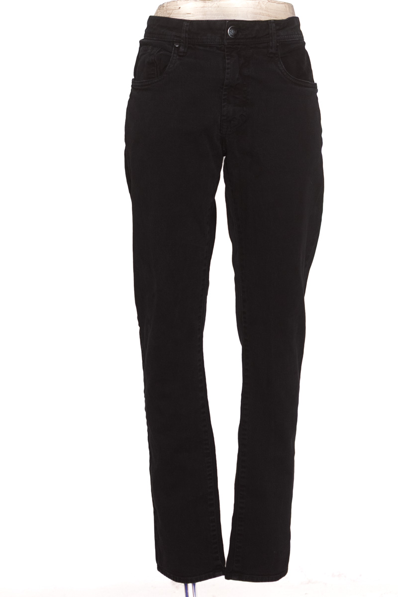 Jean color Negro - K&M
