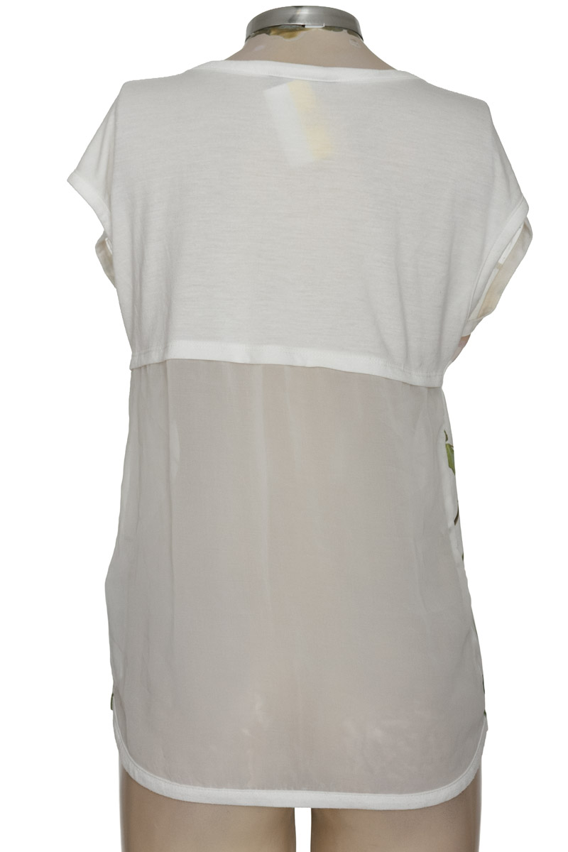 Top / Camiseta color Blanco - Koaj